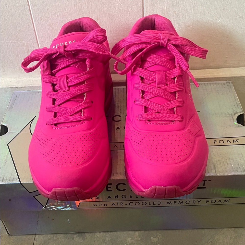 Skechers Women's Vibrant Pink Lace-Up Sneakers